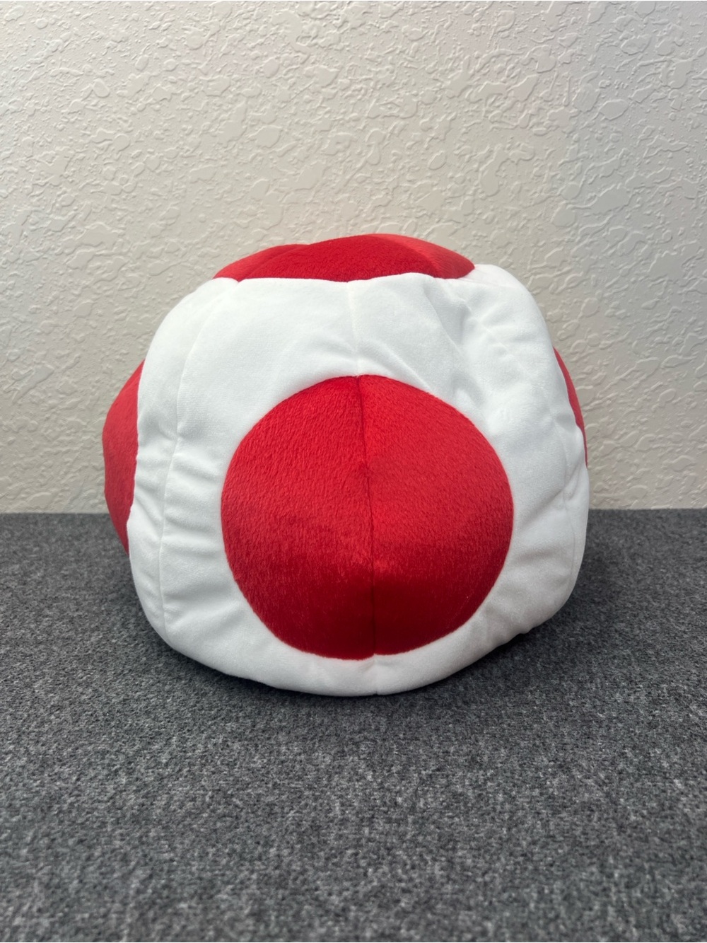 Universal Studios - Super Nintendo Mario World Toad Hat Plush Cosplay Mushroom